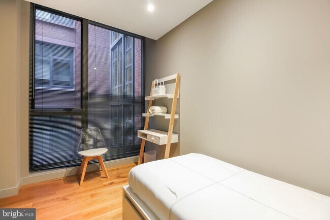 Building Photo - 448 K St NW