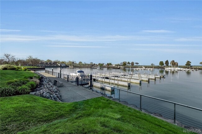 Building Photo - 40 Waterfront Cir