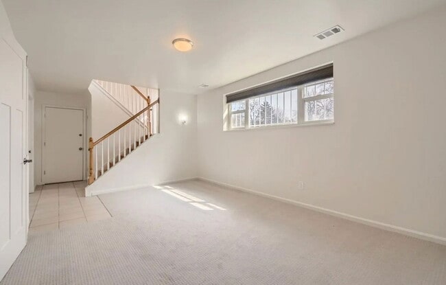 Building Photo - 375 S Krameria St
