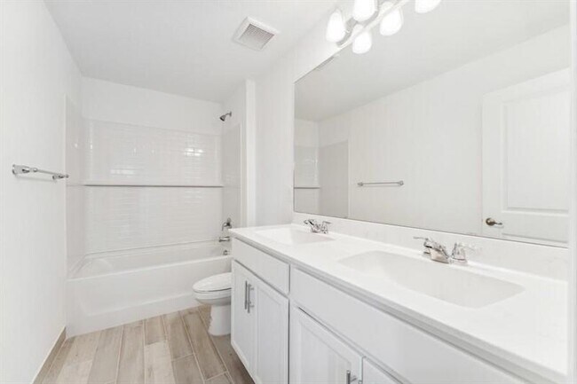 Building Photo - 5085 Armina Pl
