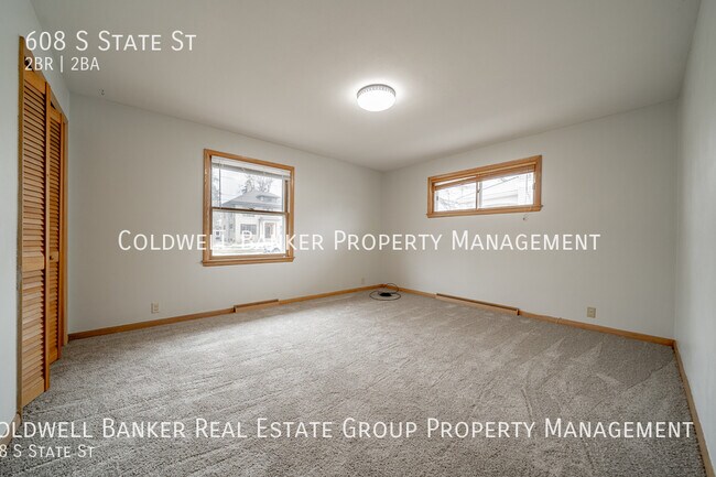 Building Photo - 608 S State St