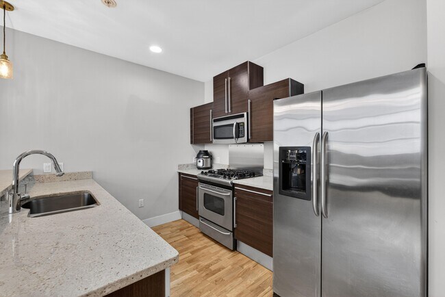 Building Photo - 4100 Forest Park Ave