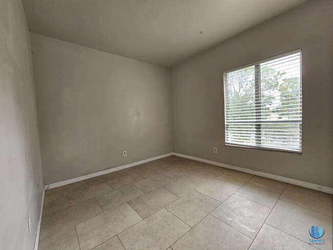 Building Photo - 7610 W Powhatan Ave
