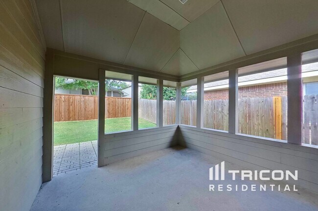 Building Photo - 405 Fireberry Dr