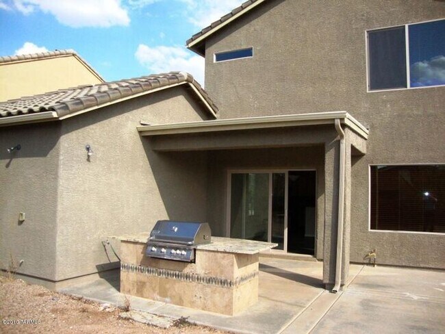 Building Photo - Great Eastside Home in Sierra Morado (Vail...