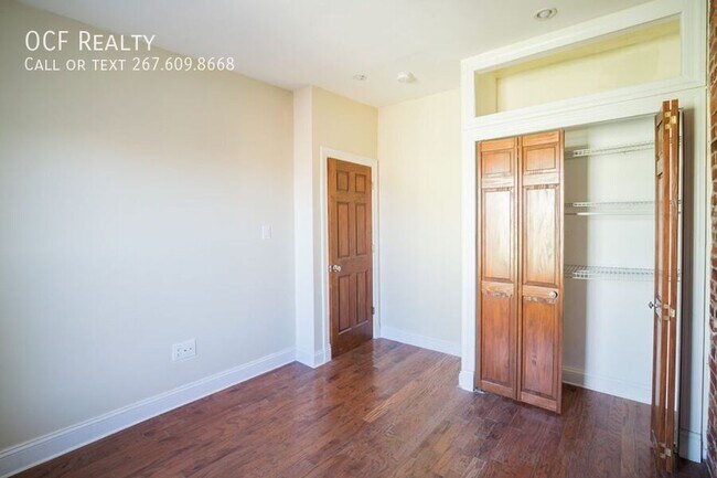 Building Photo - 1834 E Passyunk Ave