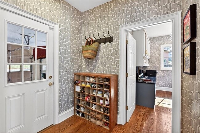 Building Photo - 3642 Mayfair Rd NE