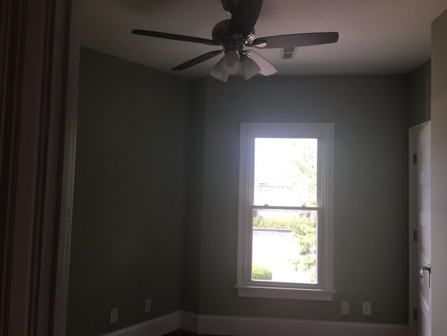 Building Photo - $1615 per Bedroom | 5BR/3BA Home in Fort S...