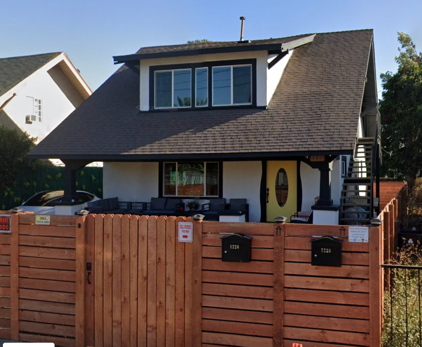 Building Photo - 1226 W Vernon Ave