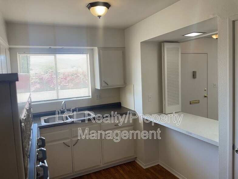 Building Photo - 28026 Winged Foot Dr