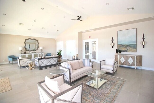 Building Photo - Coastal Living in Marina del Palma?!