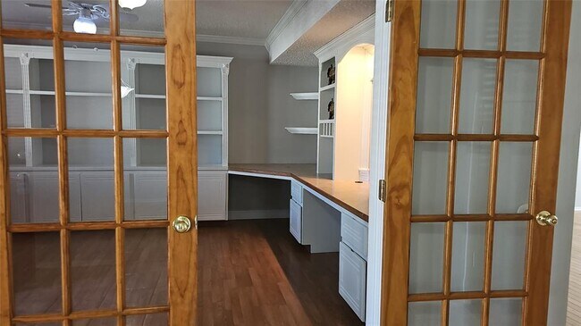 Building Photo - 11804 Buggy Whip Trail
