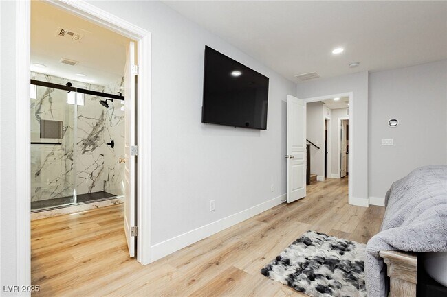 Building Photo - 8095 Carpenter Creek Ave