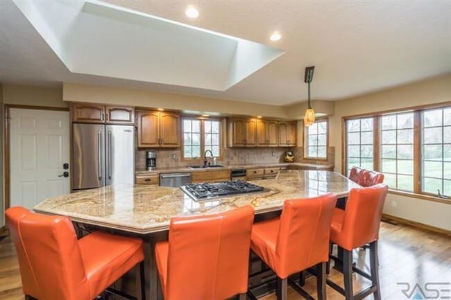 Building Photo - 4404 S Yellowstone Ln