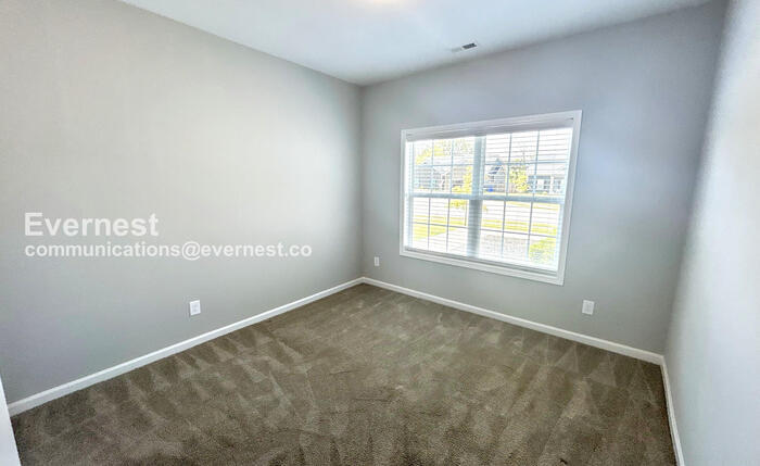 Building Photo - 1207 Trestle Dr