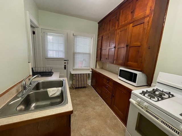 Kitchen - 2539 Quincy St NE