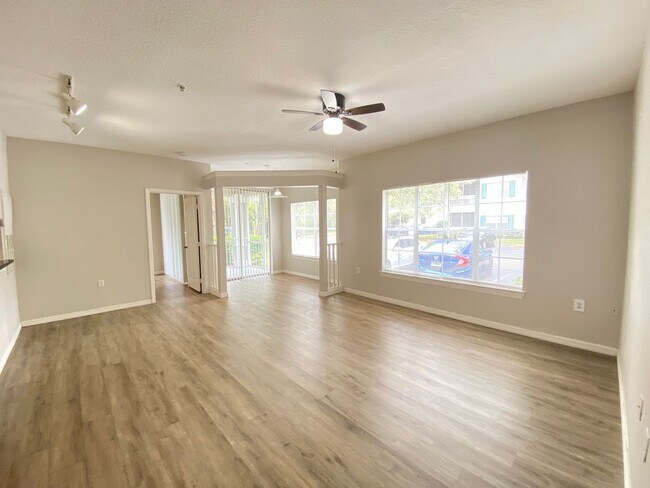 Building Photo - Park Central Gated Community!!2/2 with a G...