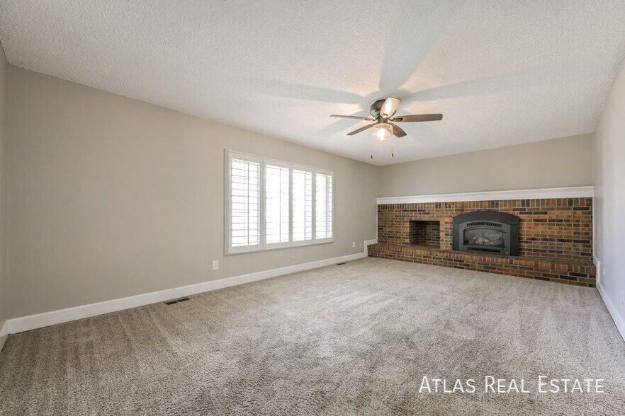 Building Photo - 17327 E Asbury Cir