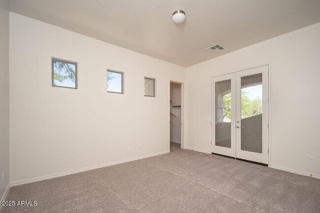 Building Photo - 2406 N 142nd Ave