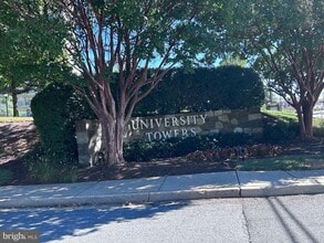 Building Photo - 1111 University Blvd W