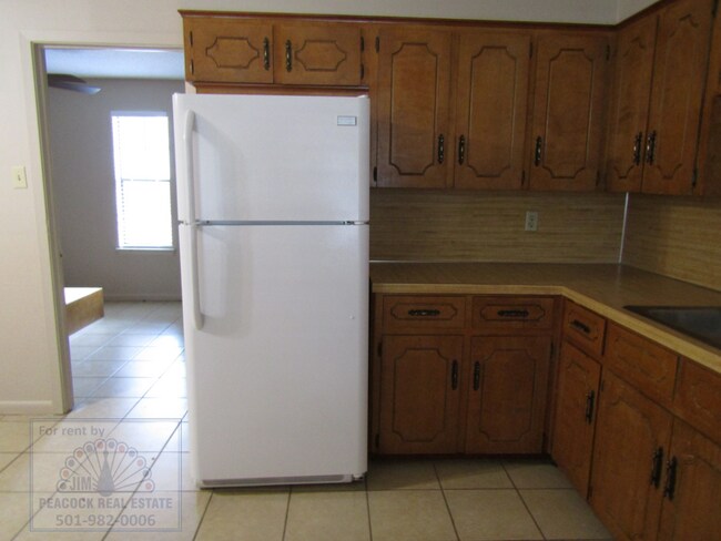 Building Photo - 1100 S James St