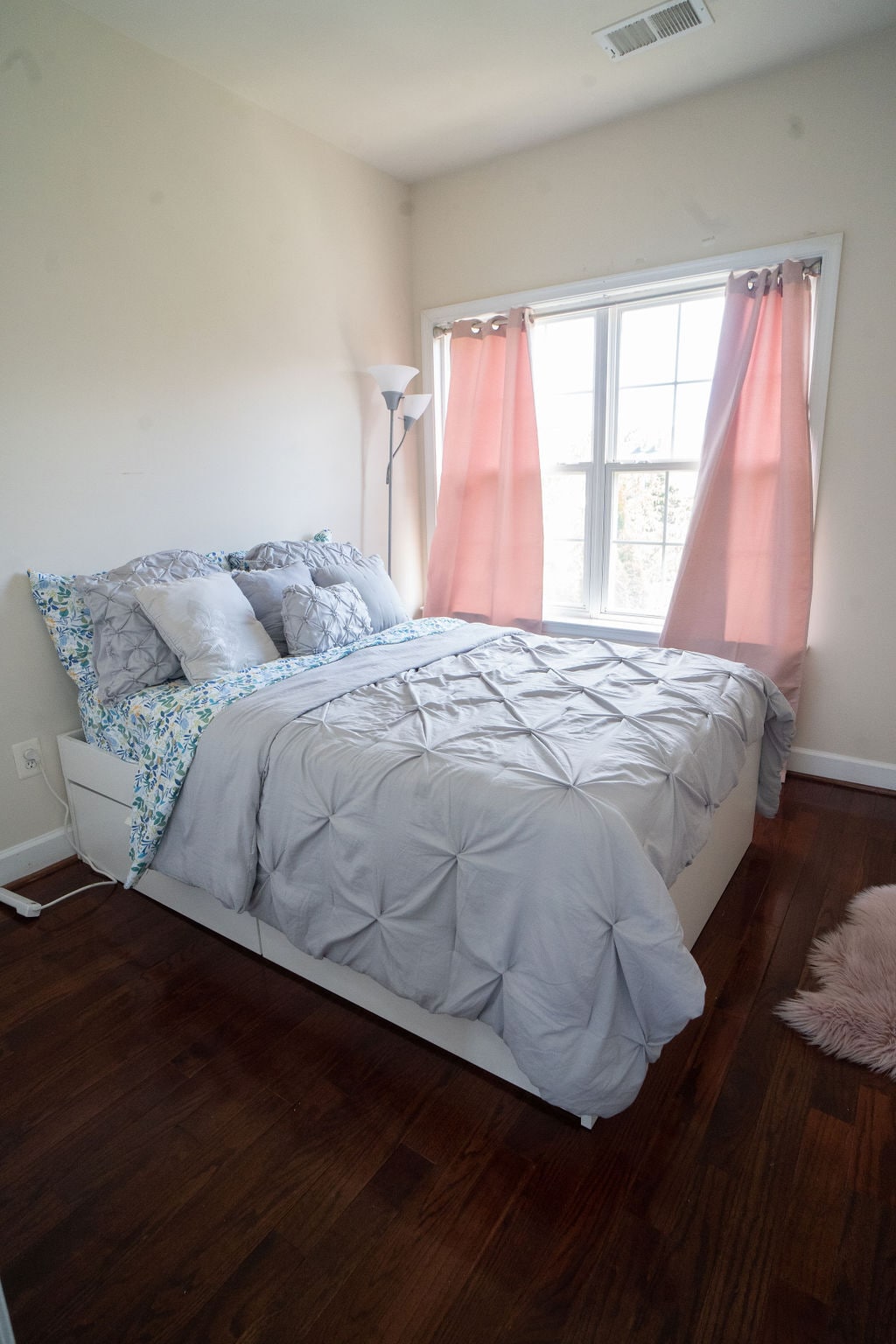 Bedroom 1 - 604 Kingfisher Ave