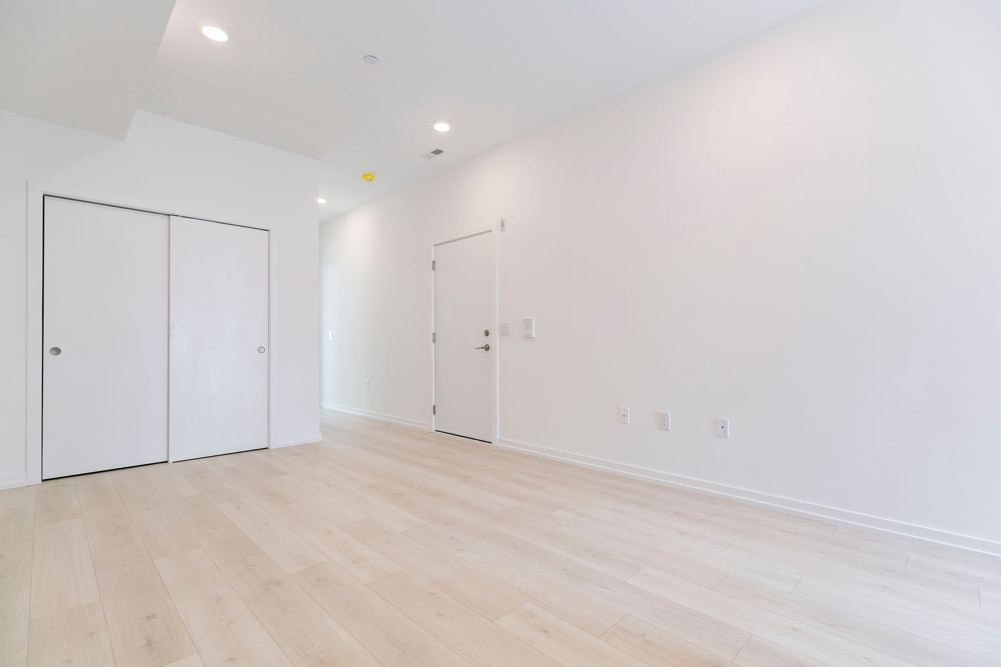 Building Photo - 1250 N Taney St