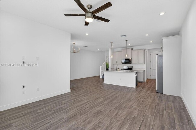 Building Photo - 3574 NW Solange Ct