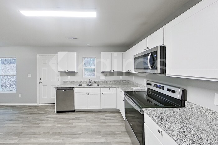 Building Photo - 231 Wedgewood Dr