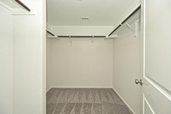 Building Photo - 180 Madrid