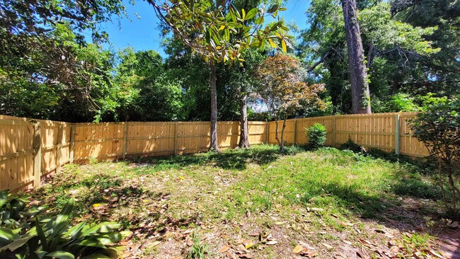 Building Photo - 1114 Brafforton Dr