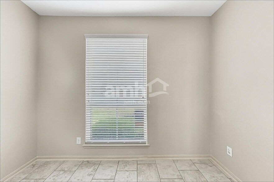 Building Photo - 16706 N Whimbrel Cir