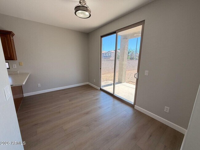 Building Photo - 11401 W Pima St