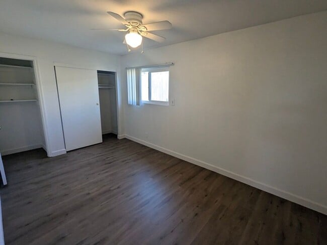 Building Photo - 4 Bedroom 2 Bathroom Single Story Home in Spring Valley