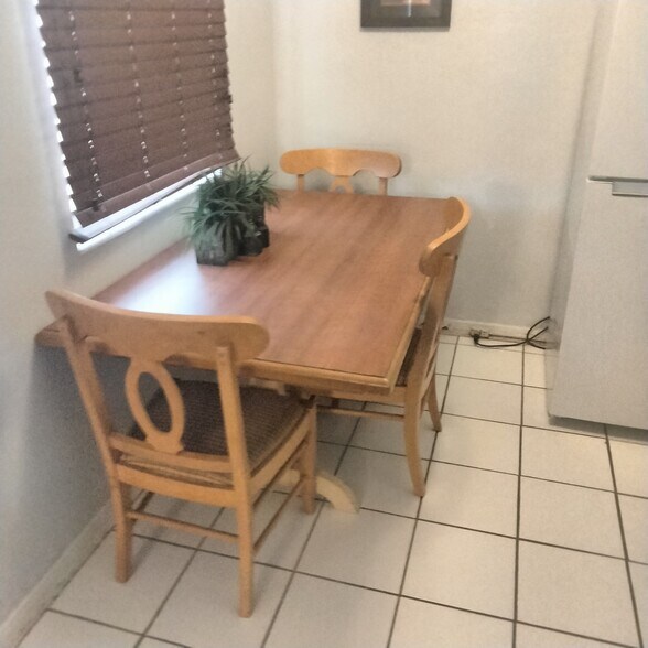 Building Photo - 6835 Blind Pass Rd