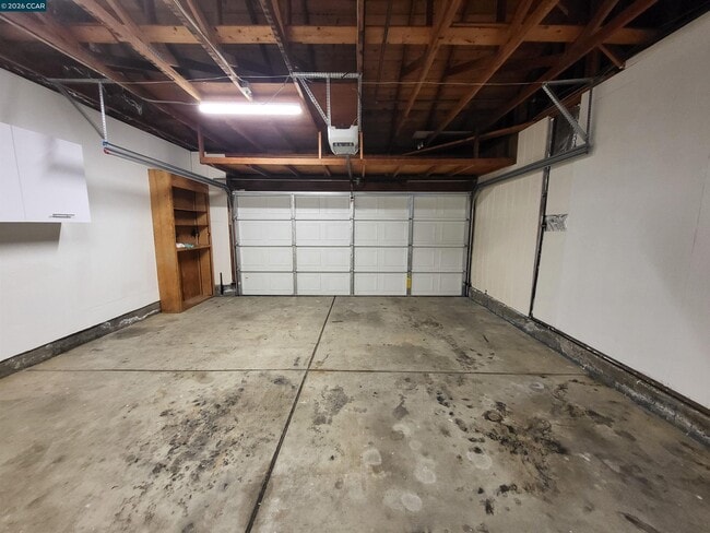 Building Photo - 11 Range Ct