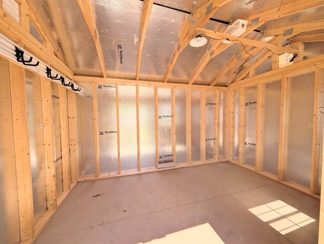 Building Photo - 244 Belclare Way