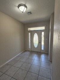 Building Photo - 3601 NE Madison Ave