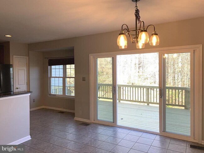 Building Photo - 3384 Governors Crest Ct