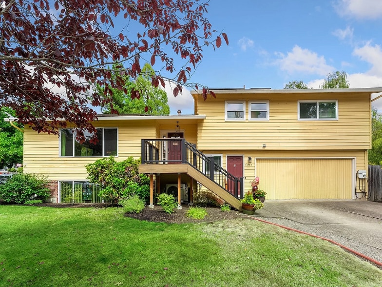 Building Photo - 13265 SW Barlow Rd