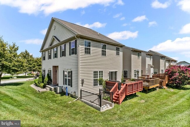 Building Photo - 347 Elizabeth Dr