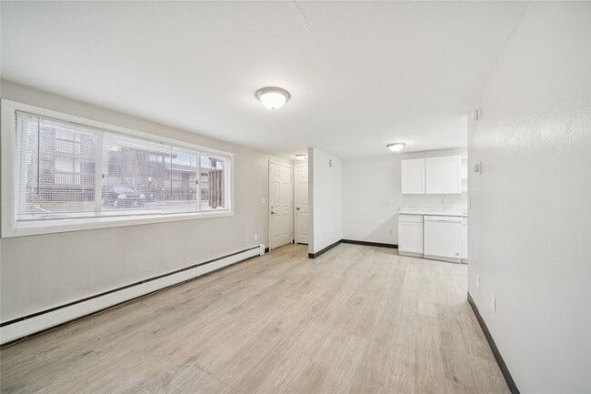 Building Photo - 12332 End St