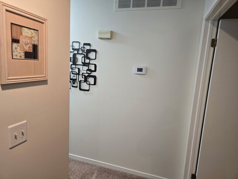 Building Photo - 6171 Spring Vale