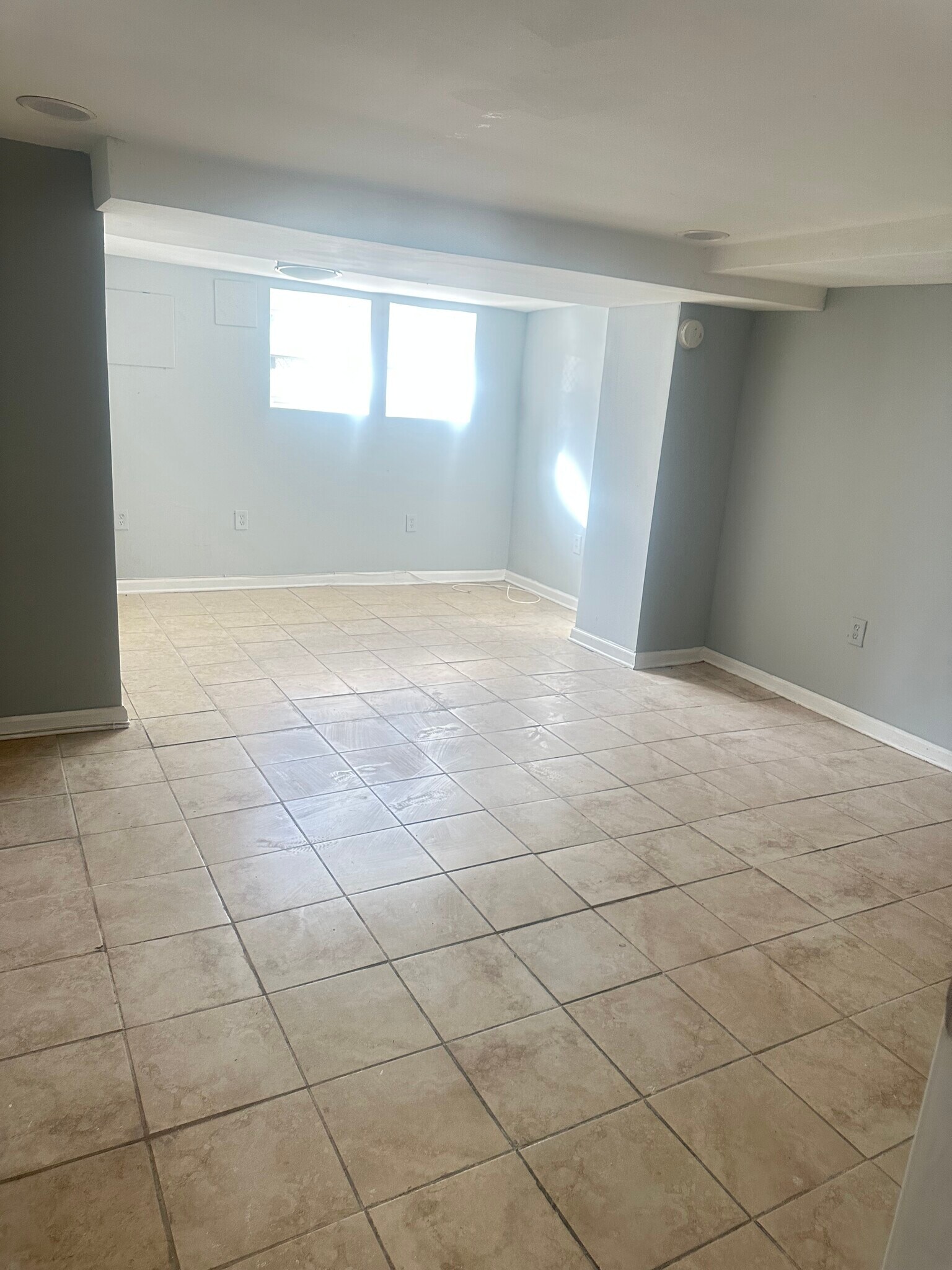 Building Photo - 2206 Penrose Ave