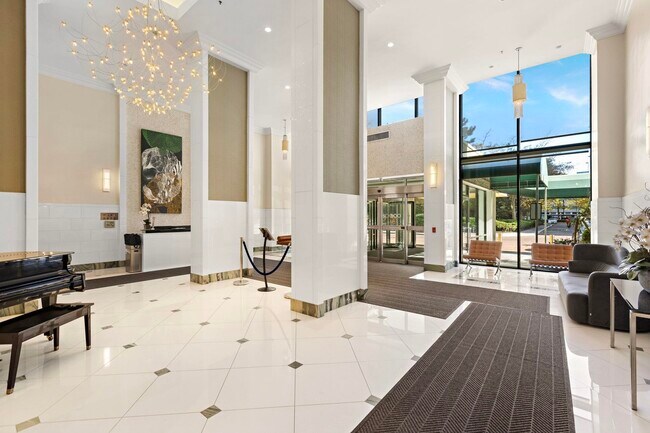 Building Photo - 45 River Dr S