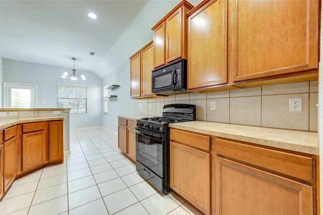 Building Photo - 6030 Starbrook Creek Dr