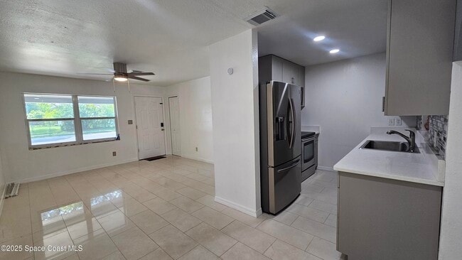 Building Photo - 1307 Park Manor Dr