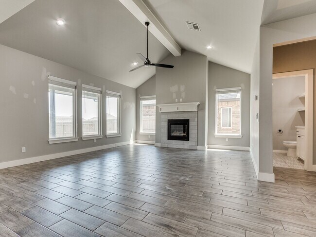 Building Photo - 3212 Hayven Cir