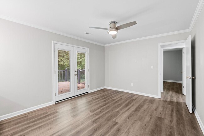 Building Photo - Charming, Newly Remodeled 3 BR, 1.5 BA Home with Fenced Yard on Large Private Lot