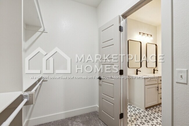 Building Photo - 1000 Clayton Rd